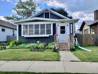 3505 Wright Ave, Racine, WI 53405