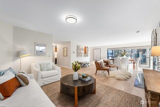 201 3rd Ave N Unit 207, Edmonds, WA 98020