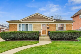 11201 Shaw St, Westchester, IL 60154