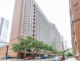211 E Ohio St Unit 2606, Chicago, IL 60611