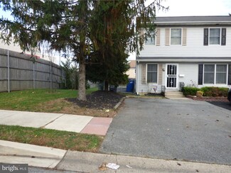 7 E 42nd St, Wilmington, DE 19802