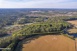 . Watts Rd SW, Ocean Isle Beach, NC 28469