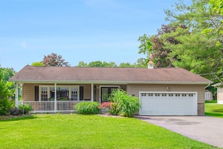 19 Little Brook Ln, New City, NY 10956