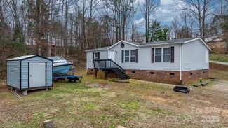 109 Dogwood Dr, Hickory, NC 28601