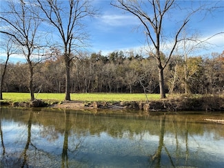 3855 Madison 8615, Huntsville, AR 72740