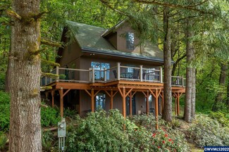 23450 SE Royal Anne Dr, Amity, OR 97101