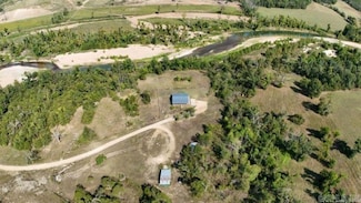 1706 Marion County 4006, Yellville, AR 72687