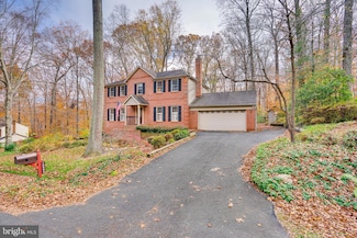 10993 Highridge St, Fairfax Station, VA 22039