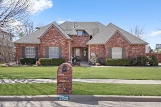 2920 N Lions Dr, Broken Arrow, OK 74012