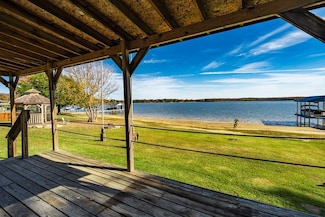 175 Kings Row, Malakoff, TX 75148