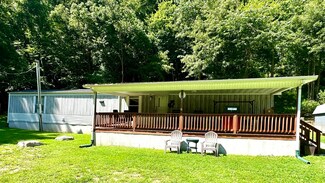 501 Left Fork Moore Creek Rd, Walker, KY 40997