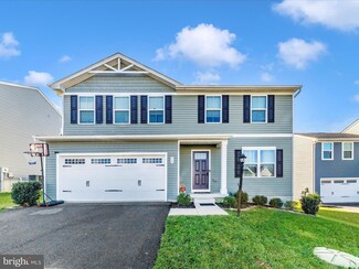 15 Charlotte St, Hagerstown, MD 21740
