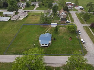 517 N 4th St, La Grange, MO 63448