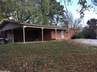 201 Main St, Pangburn, AR 72121