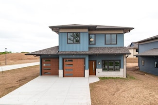 385 N Wilson St, Kimberly, WI 54136