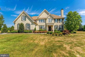 25 Cumberland Dr, Downingtown, PA 19335