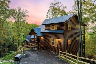 2257 Red Bud Rd, Sevierville, TN 37876
