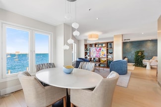 20 Rowes Wharf Unit 309, Boston, MA 02110