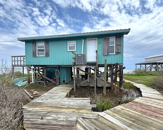 433 A O Rappelet Rd, Golden Meadow, LA 70357