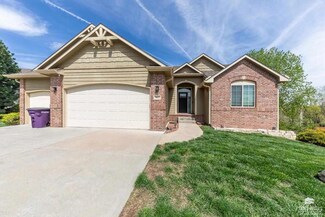 912 Locharno Dr, Manhattan, KS 66503