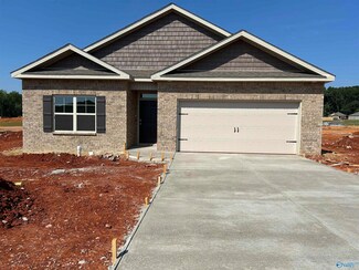 121 Front View Cir, Harvest, AL 35749