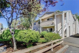 1001 W Casino Rd Unit B202, Everett, WA 98204