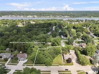 Lot 01 8th St, Le Claire, IA 52753