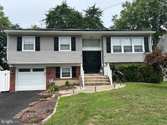 15 Curtis Ave, Stratford, NJ 08084