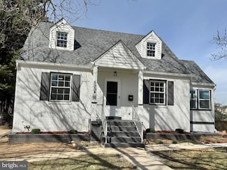 5904 33rd Ave, Hyattsville, MD 20782
