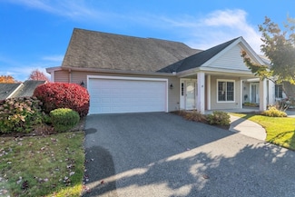 39 Cherry Dr, Wilbraham, MA 01095