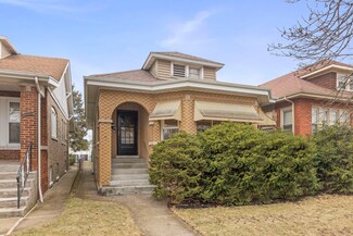 4242 N Marmora Ave, Chicago, IL 60634