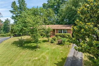 244 Pine Hills Ave, Auburn, AL 36830