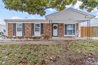 1231 Longfellow Dr, Clarksville, IN 47129