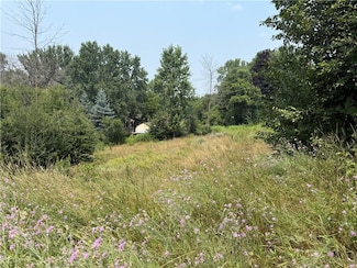 2452 Jackson St, Eau Claire, WI 54703