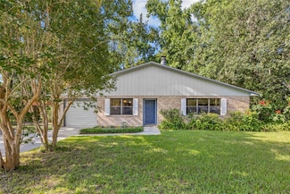 5117 NW 25th Place, Gainesville, FL 32606