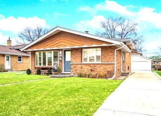 1025 Forest Rd, La Grange Park, IL 60526