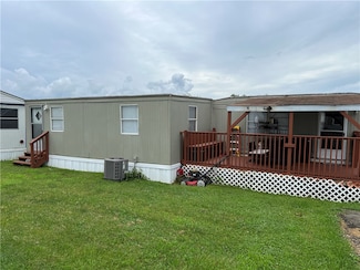 752 Regent Dr, Washington, PA 15301