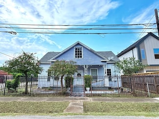 803 Brooks St, Houston, TX 77009