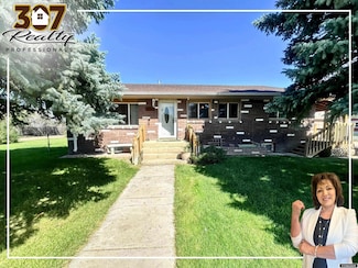 4704 & 4702A Hope, Torrington, WY 82240