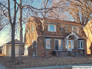 1106 N Jefferson Ave, Mason City, IA 50401