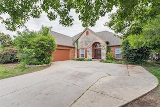 2400 Stonebridge Dr, Norman, OK 73071