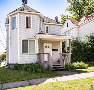 223 N 11th Ave E, Duluth, MN 55805