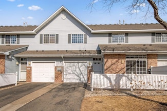 13590 Carmody Dr, Eden Prairie, MN 55344