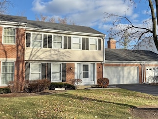 1209 W Bauer Rd, Naperville, IL 60563