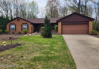 28609 Marc Dr, Farmington Hills, MI 48336