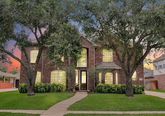 9405 Sundance Dr, Pearland, TX 77584