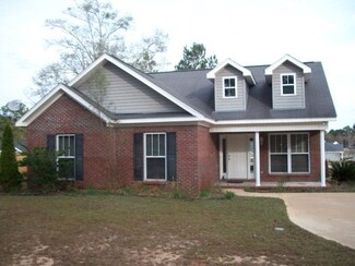 61 Nomad Cir, Kinsey, AL 36303