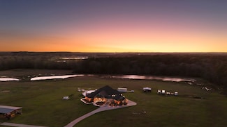 260 S Moody Ln, Cleveland, TX 77328