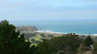 9 Gypsy Hill Rd, Pacifica, CA 94044