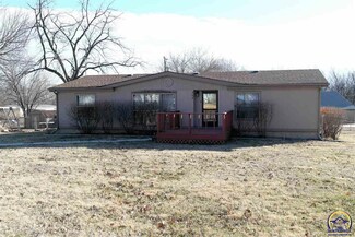 200 Highland Ave, Hoyt, KS 66440